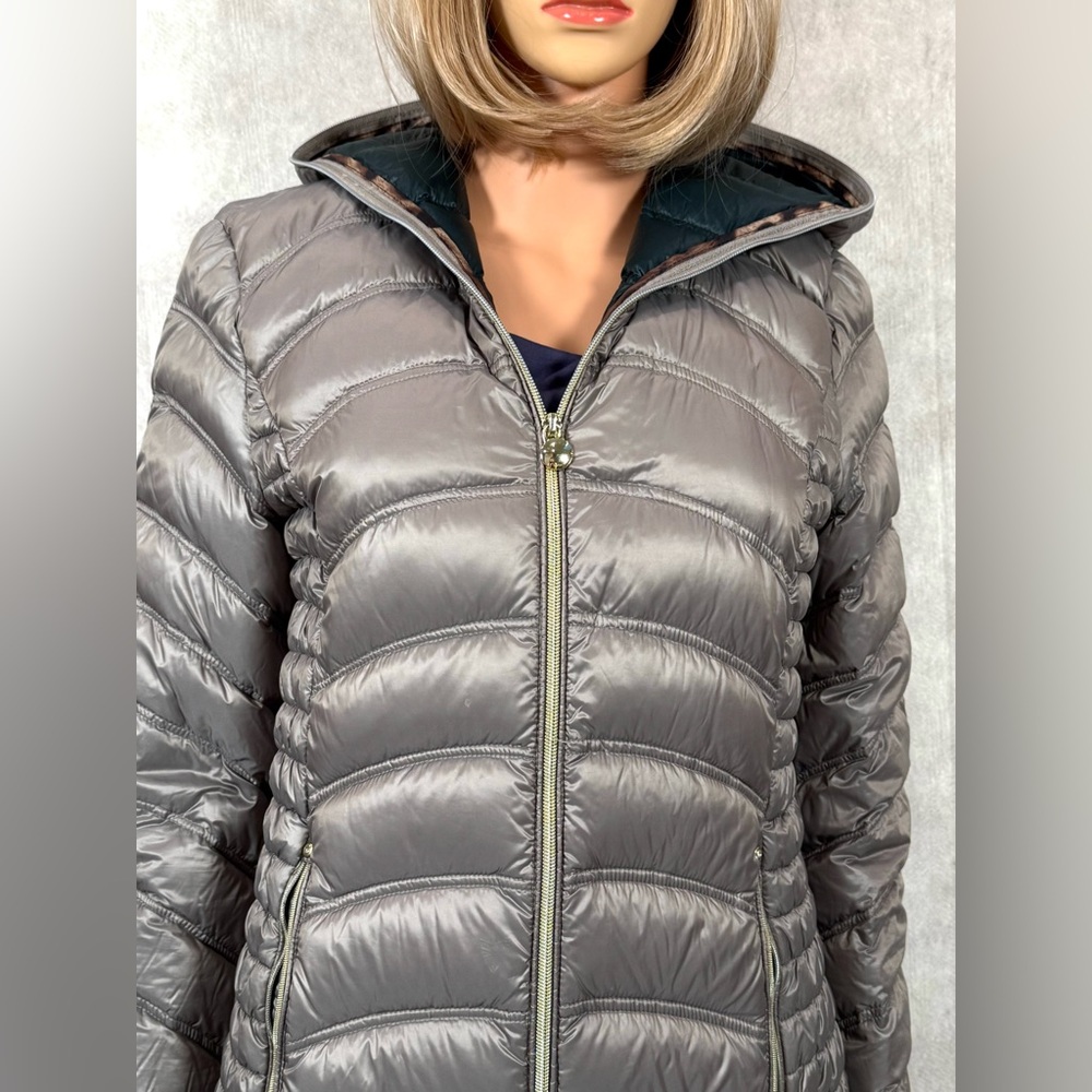 Laundry By Shelli Segal Gray Puffer Jacket with Quilted Design